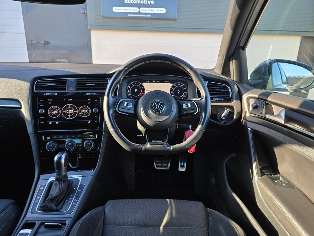 Used Volkswagen Golf 2018 for sale - 77133401: Photo 28