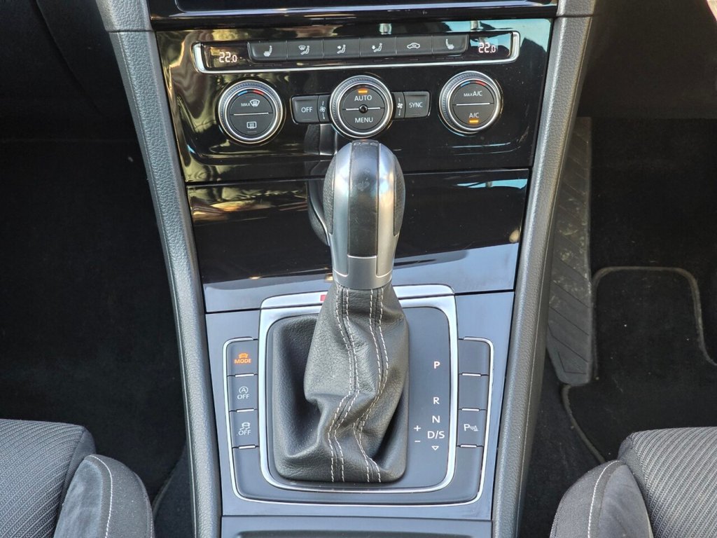 Used Volkswagen Golf 2018 for sale - 77133401: Photo 62