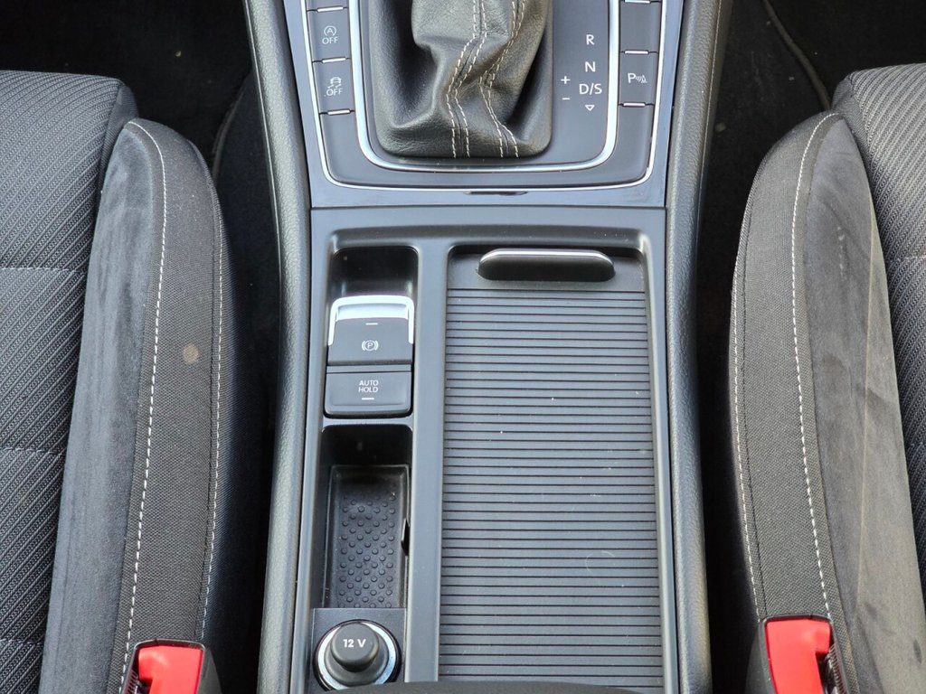 Used Volkswagen Golf 2018 for sale - 77133401: Photo 67