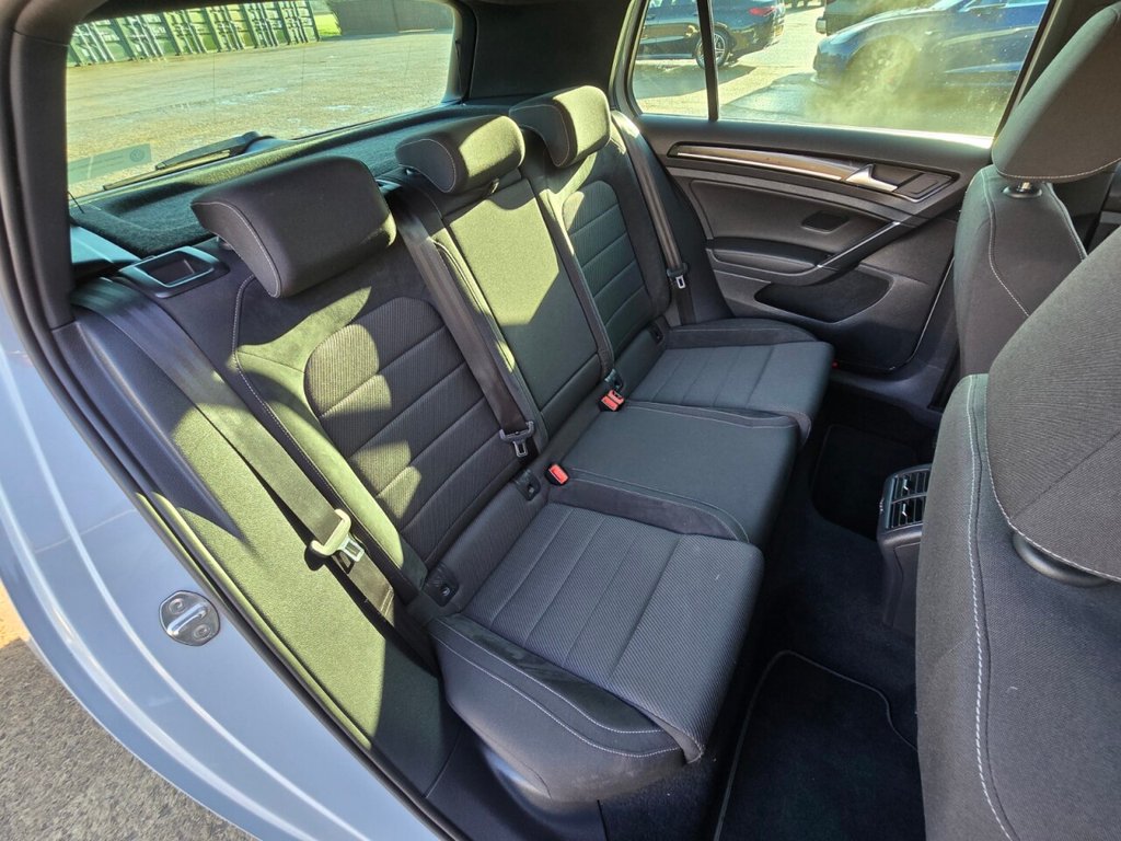 Used Volkswagen Golf 2018 for sale - 77133401: Photo 71