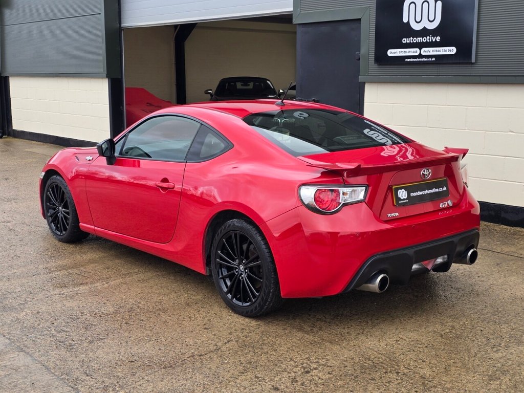 Used Toyota GT86 2014 for sale - 77621000: Photo 4