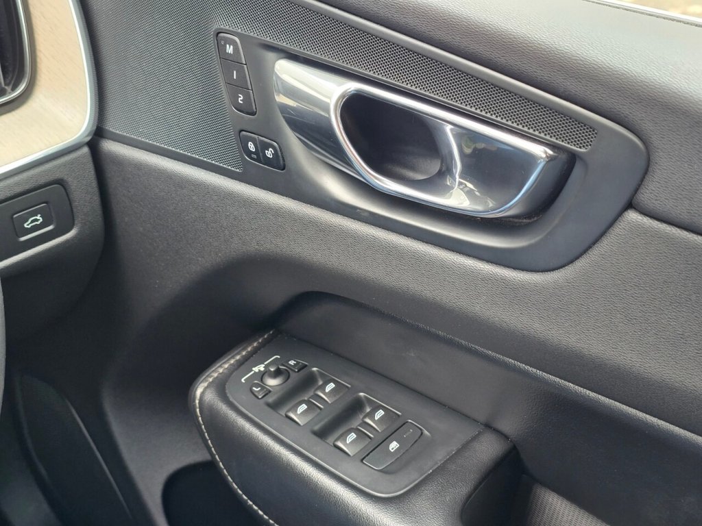 Used Volvo XC60 2018 for sale - 77571519: Photo 36