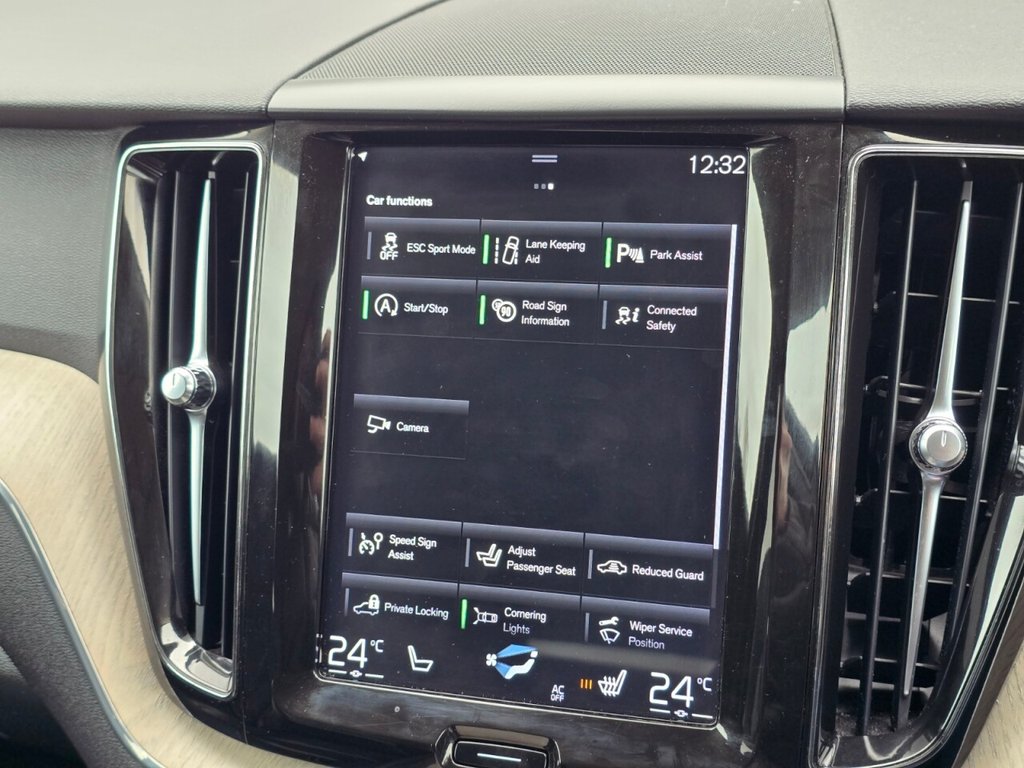 Used Volvo XC60 2018 for sale - 77571519: Photo 46