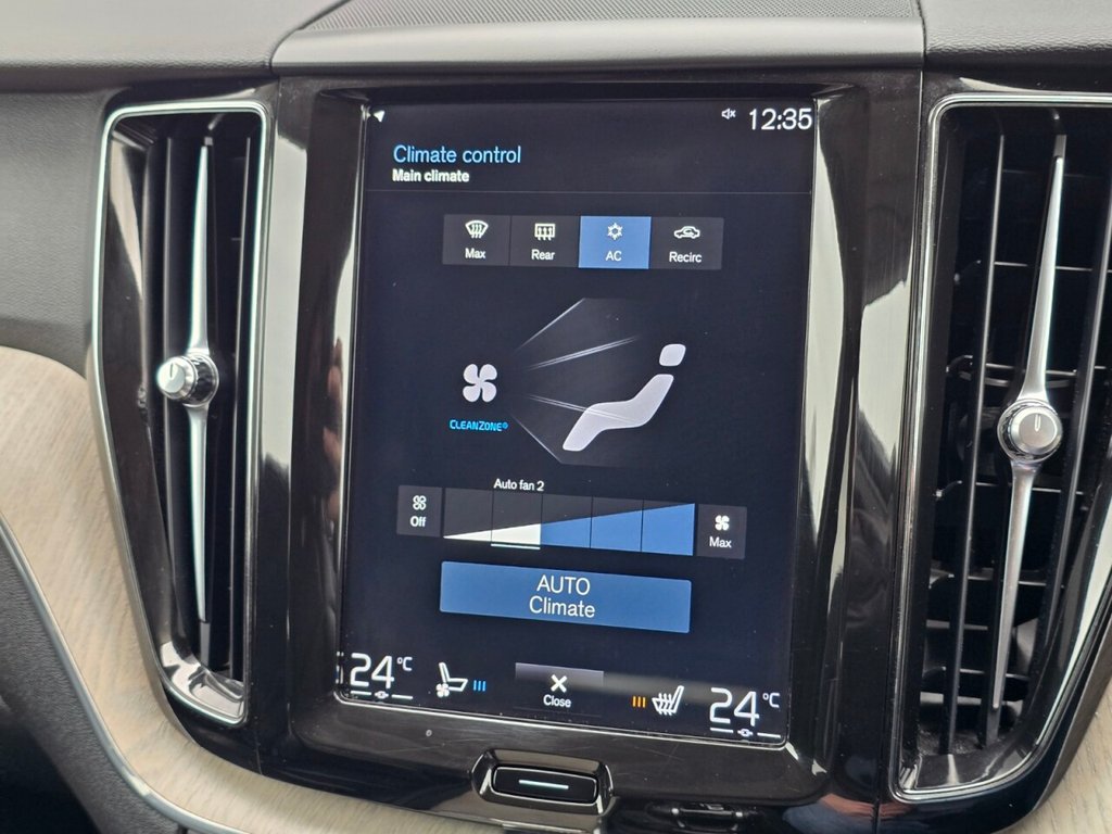 Used Volvo XC60 2018 for sale - 77571519: Photo 47