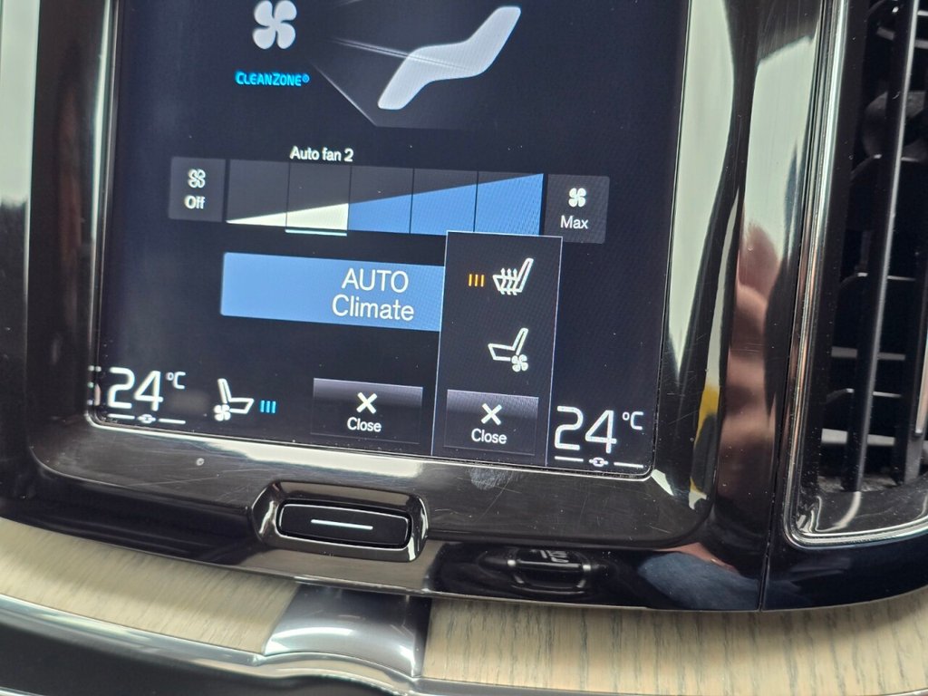 Used Volvo XC60 2018 for sale - 77571519: Photo 48