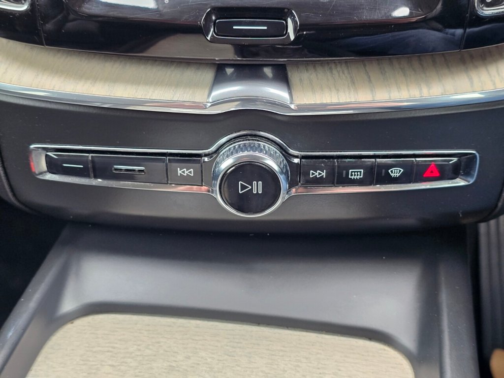 Used Volvo XC60 2018 for sale - 77571519: Photo 51