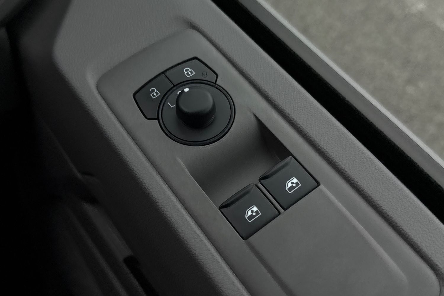 Used Volkswagen Transporter 2025 for sale - 77812584: Photo 36