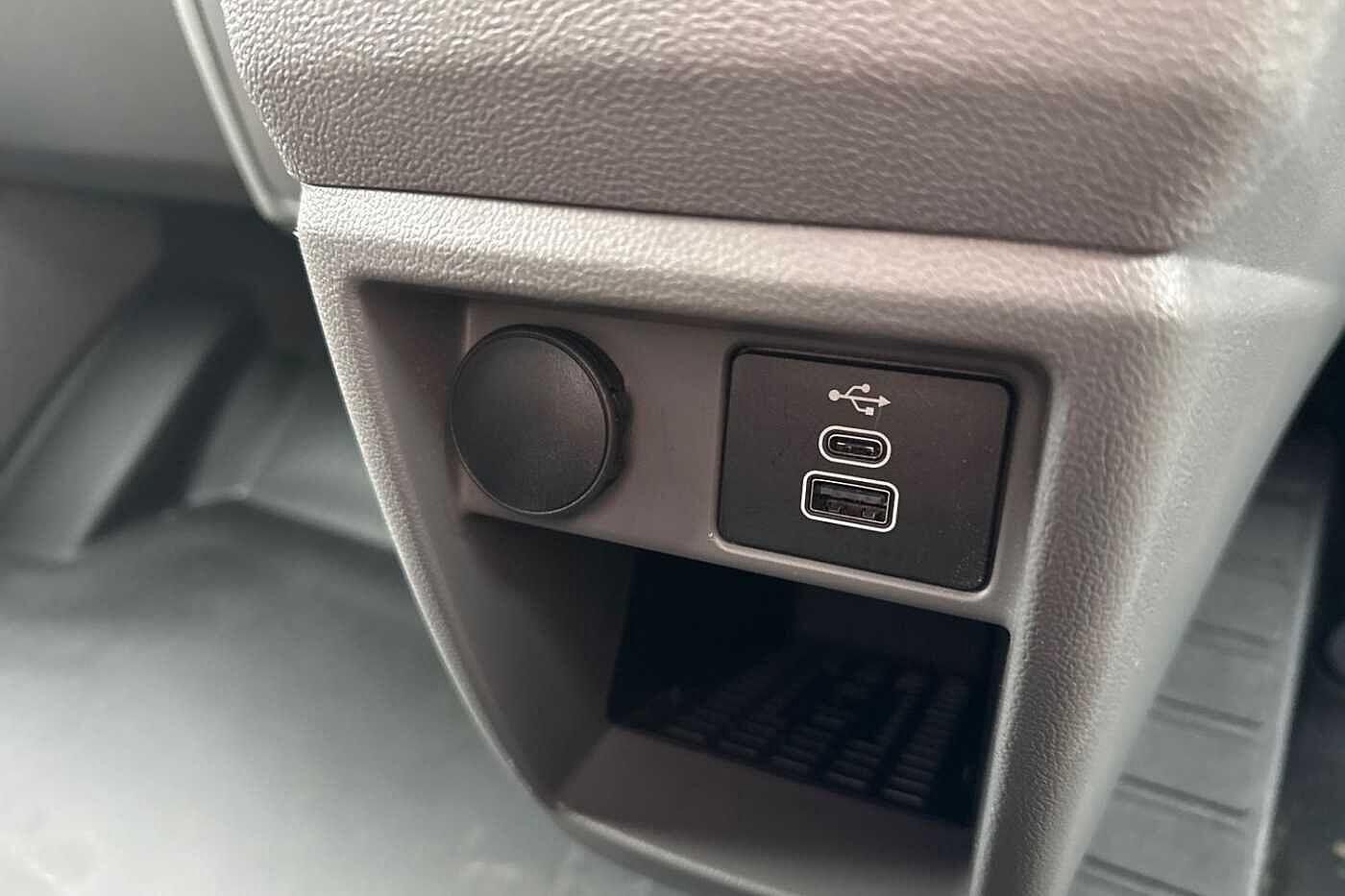 Used Volkswagen Transporter 2025 for sale - 77834933: Photo 37