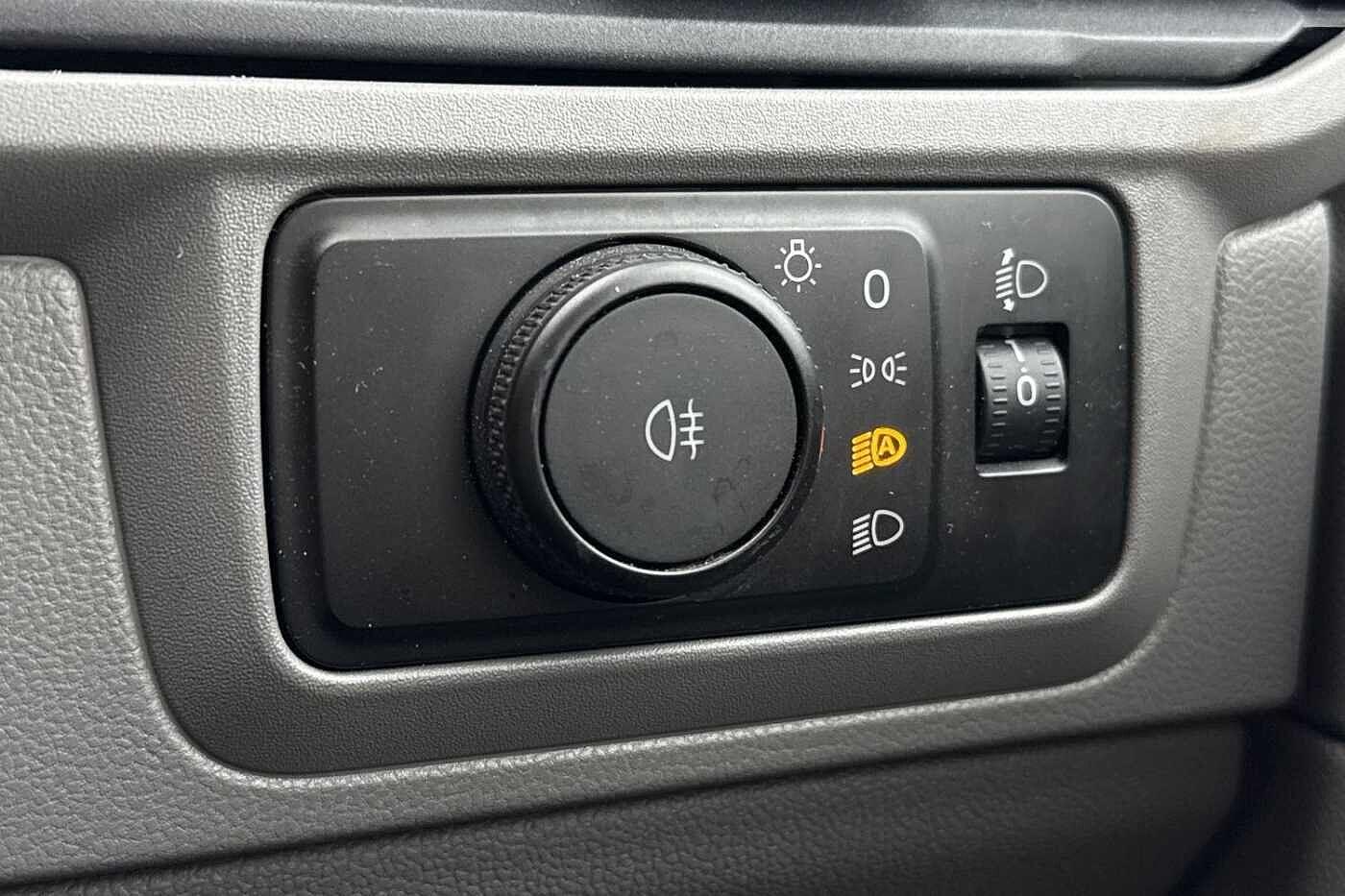 Used Volkswagen Transporter 2025 for sale - 77834933: Photo 42