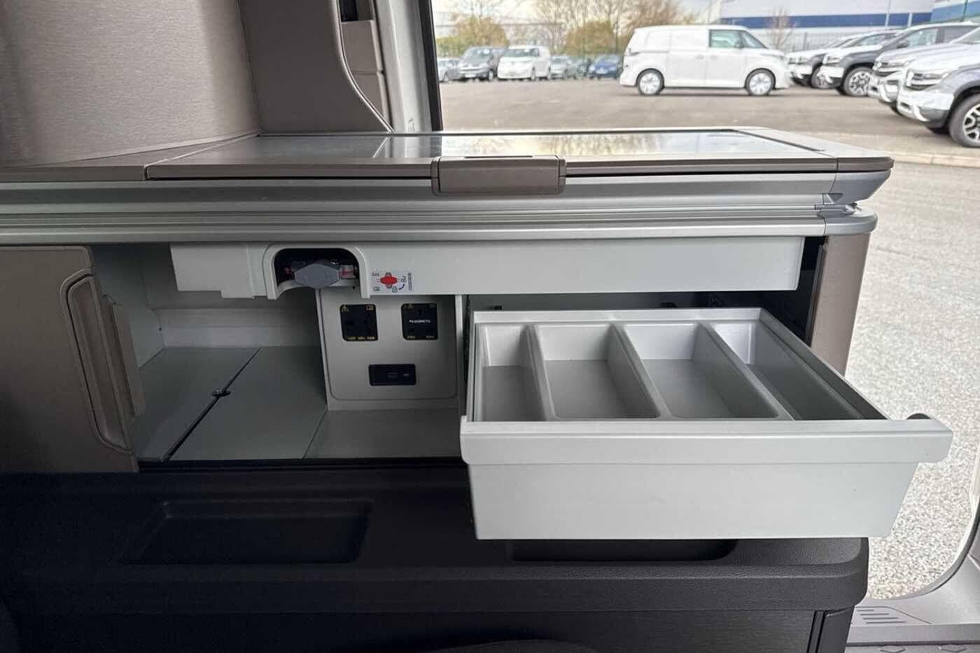 Used Volkswagen California 2025 for sale - 77275401: Photo 41