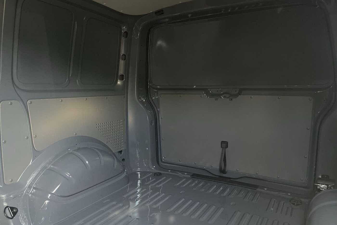 Used Volkswagen Transporter 2024 for sale - 76654270: Photo 13