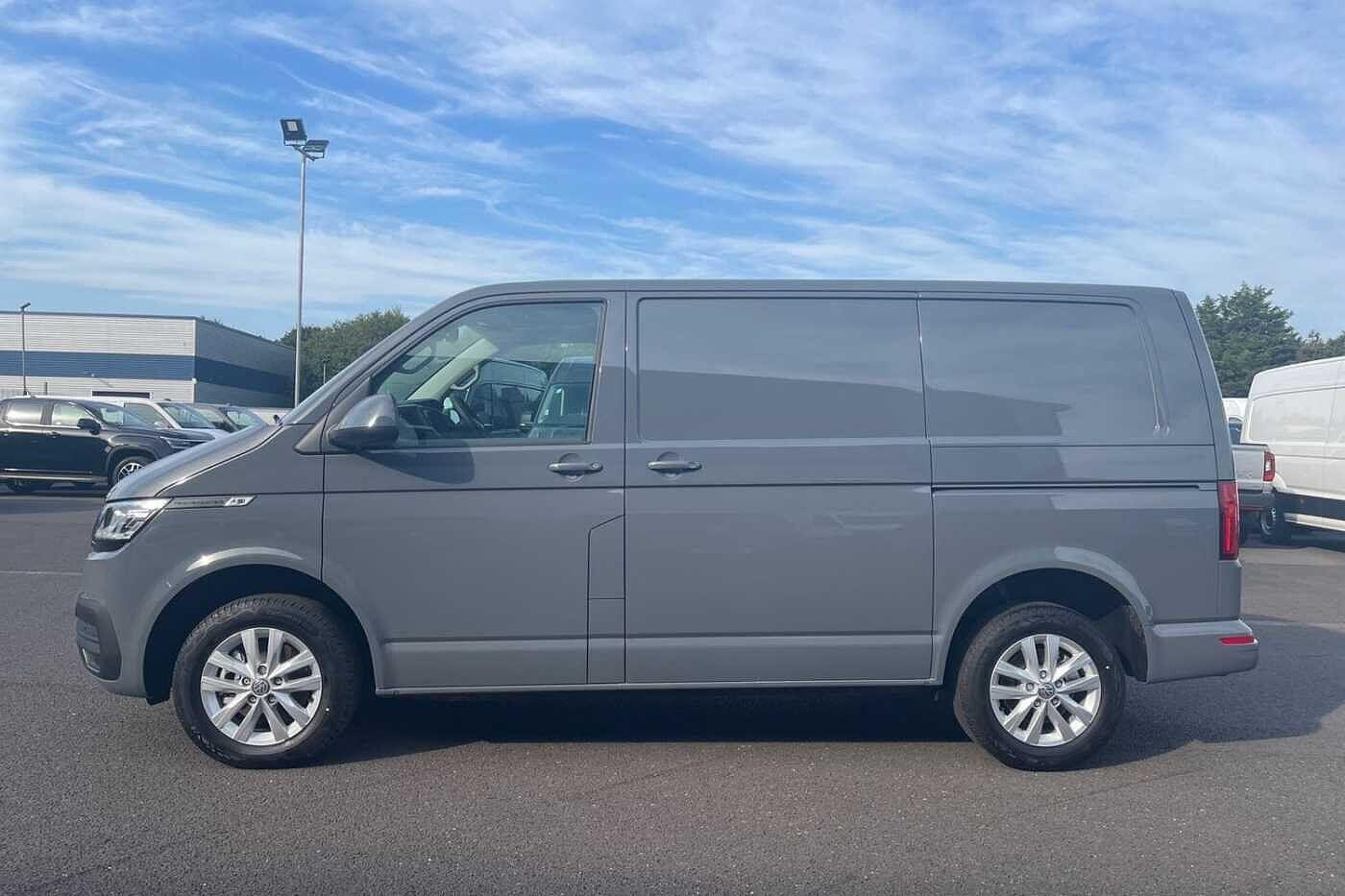 Used Volkswagen Transporter 2024 for sale - 76654270: Photo 24