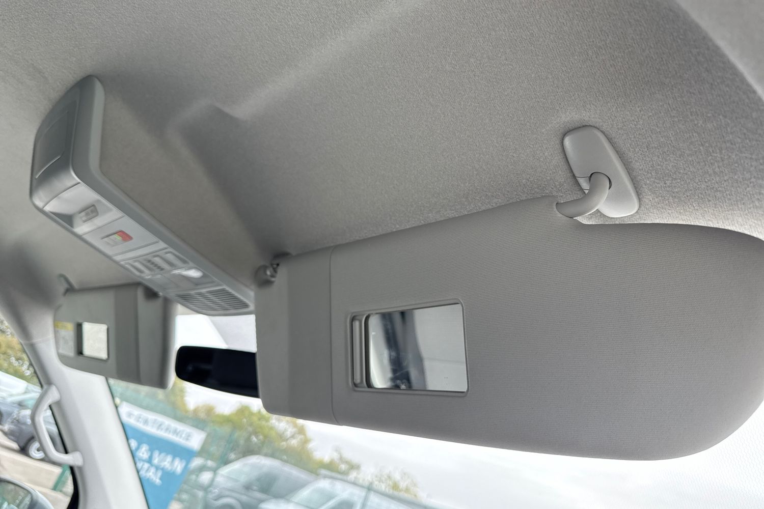 Used Volkswagen Transporter 2024 for sale - 76316614: Photo 37