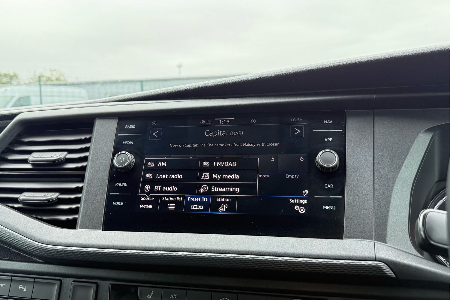 Used Volkswagen Transporter 2024 for sale - 76316614: Photo 48