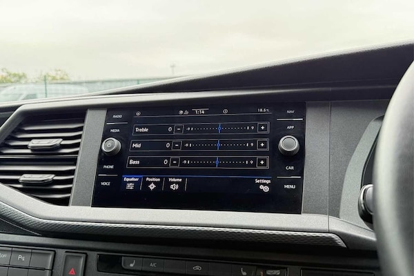 Used Volkswagen Transporter 2024 for sale - 76316614: Photo 54