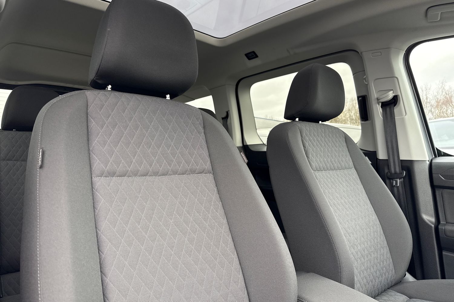 Used Volkswagen Caddy Maxi 2025 for sale - 77834826: Photo 24