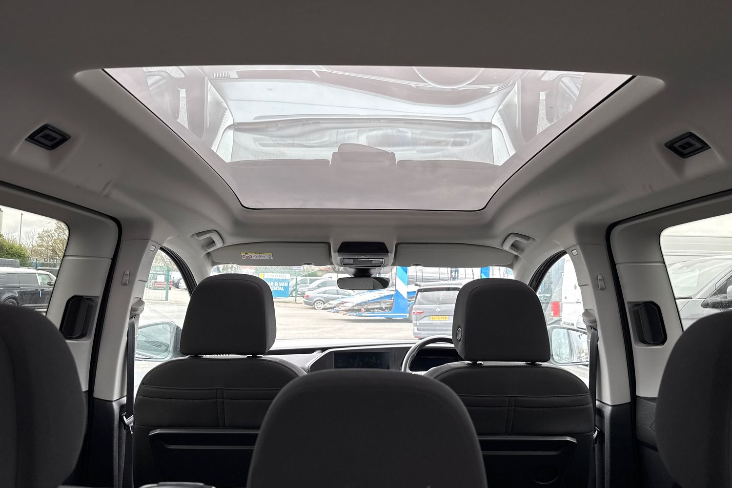 Used Volkswagen Caddy Maxi 2025 for sale - 77834826: Photo 32