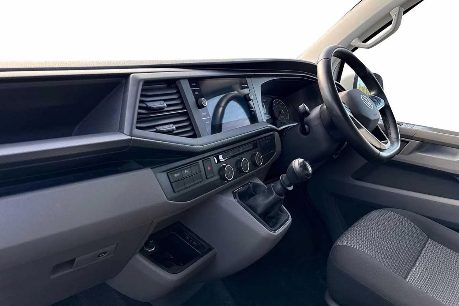 Used Volkswagen Transporter 2024 for sale - 76985304: Photo 14