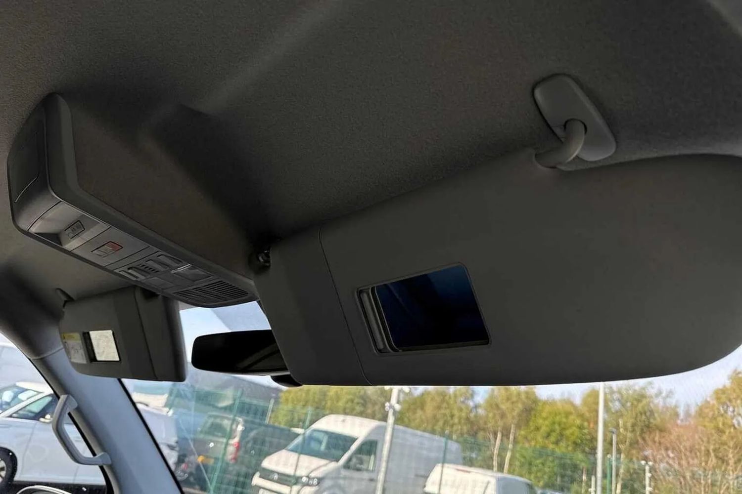 Used Volkswagen Transporter 2024 for sale - 76985304: Photo 35