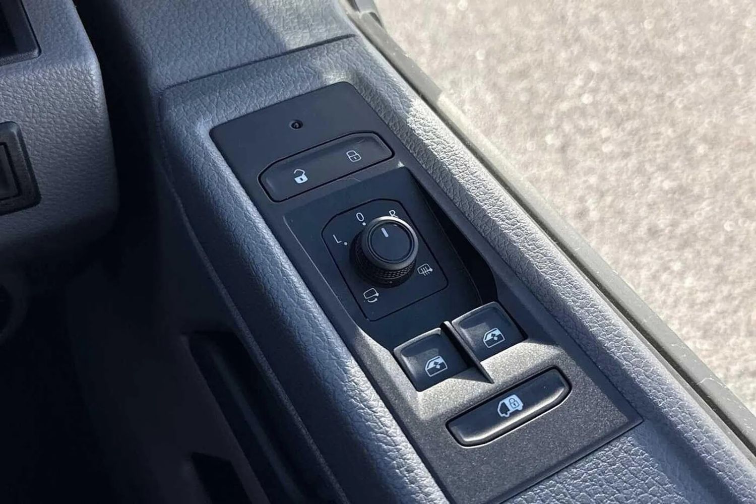 Used Volkswagen Transporter 2024 for sale - 76985304: Photo 40