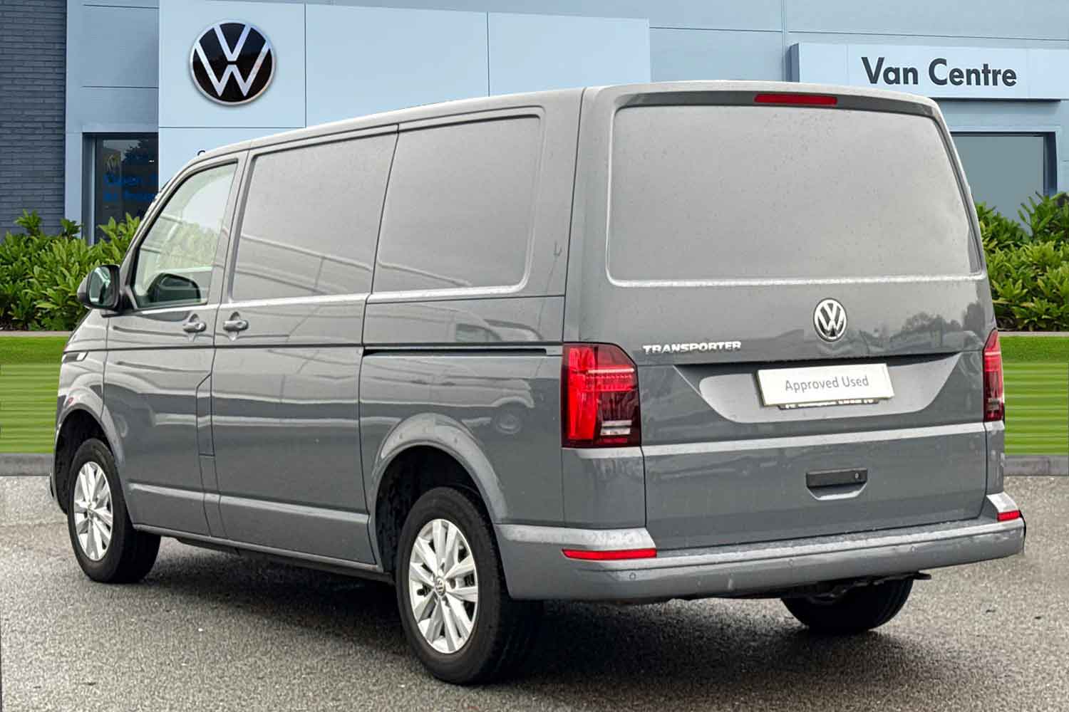 Used Volkswagen Transporter 2024 for sale - 76569576: Photo 2