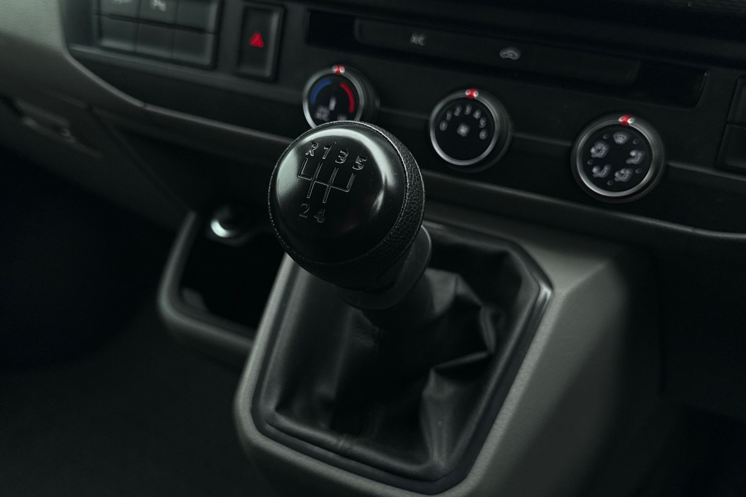 Used Volkswagen Transporter 2024 for sale - 76569576: Photo 22