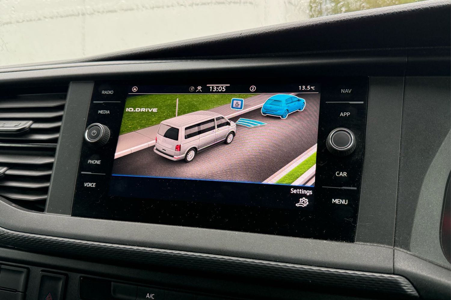 Used Volkswagen Transporter 2024 for sale - 76569576: Photo 55