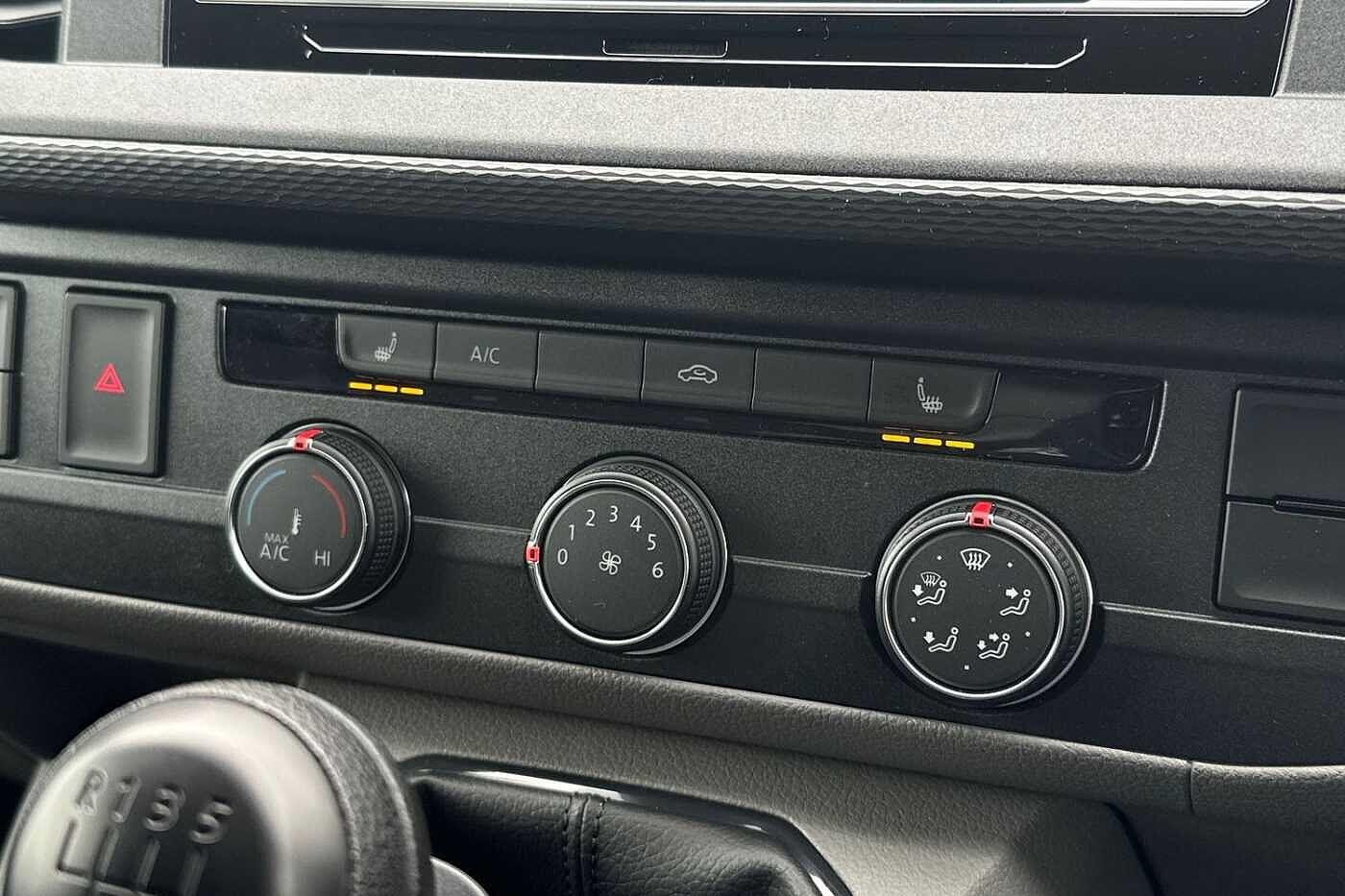 Used Volkswagen Transporter 2024 for sale - 76909386: Photo 18