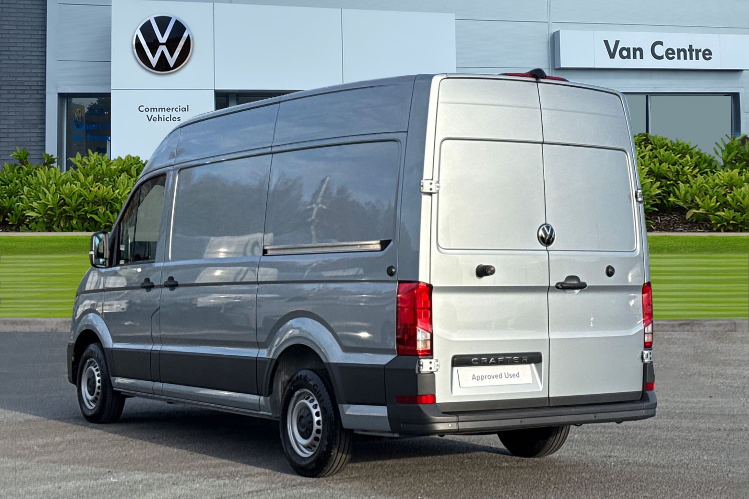 Used Volkswagen Crafter 2025 for sale - 76916427: Photo 2