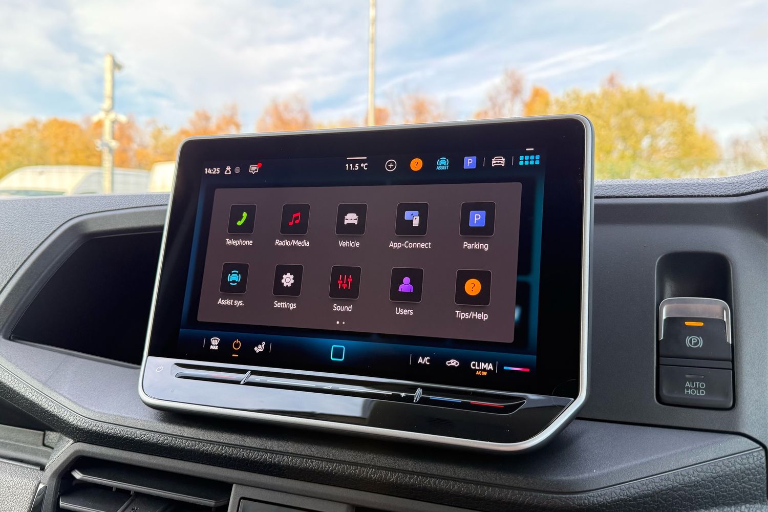 Used Volkswagen Crafter 2025 for sale - 76916427: Photo 47