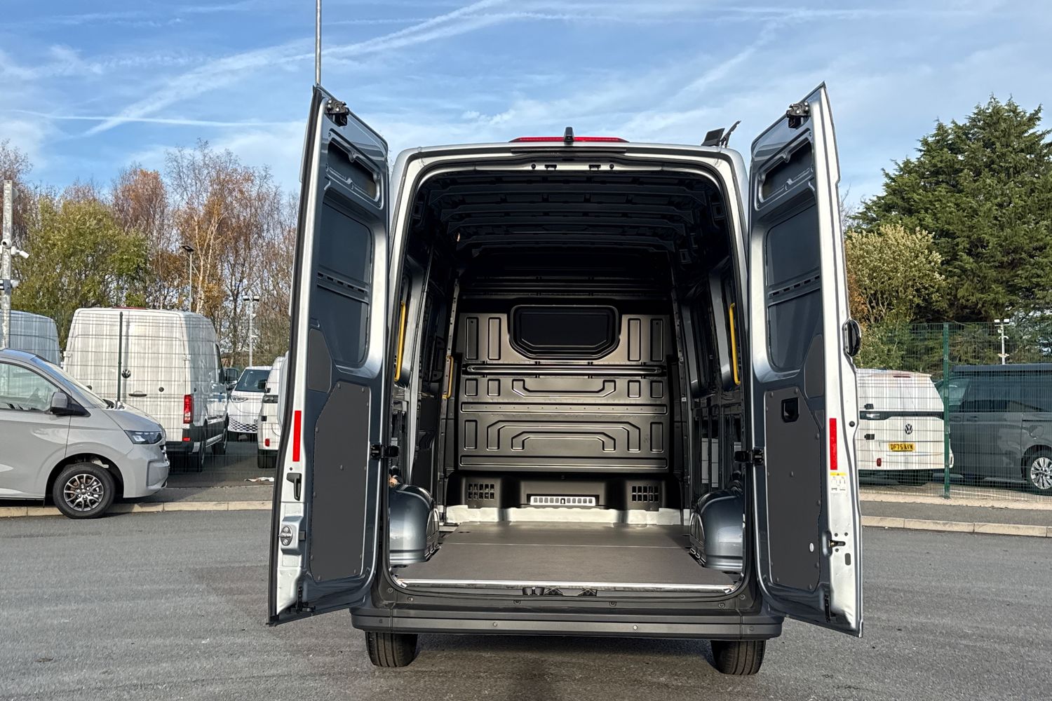 Used Volkswagen Crafter 2025 for sale - 76916427: Photo 6