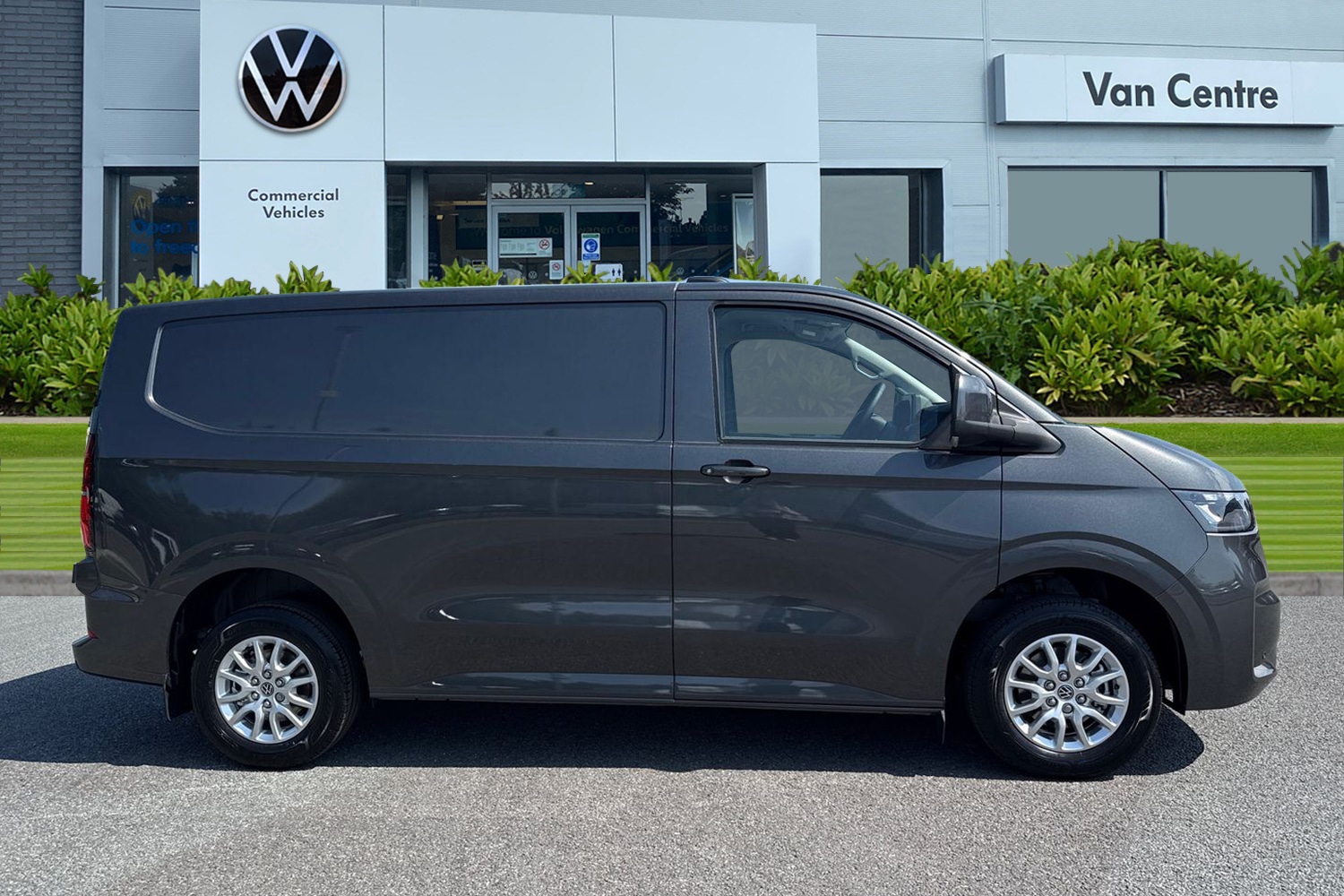 Used Volkswagen Transporter 2025 for sale - 77703381: Photo 3