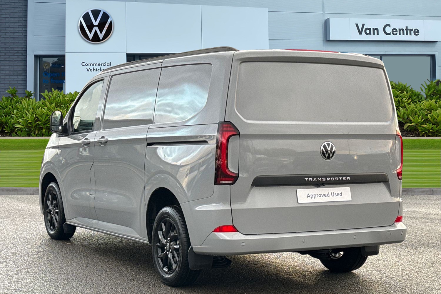 Used Volkswagen Transporter 2025 for sale - 77014030: Photo 2