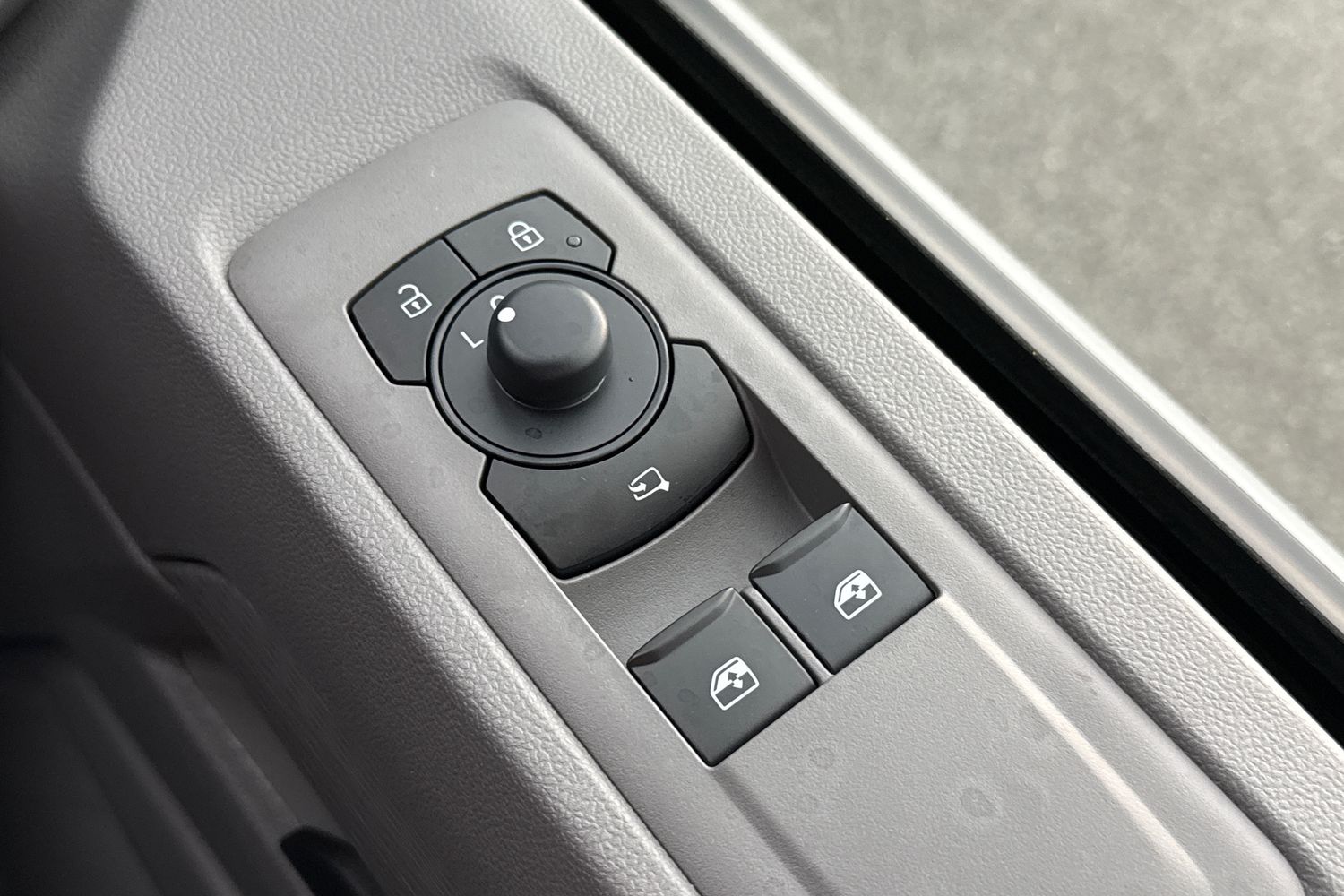 Used Volkswagen Transporter 2025 for sale - 77014030: Photo 42