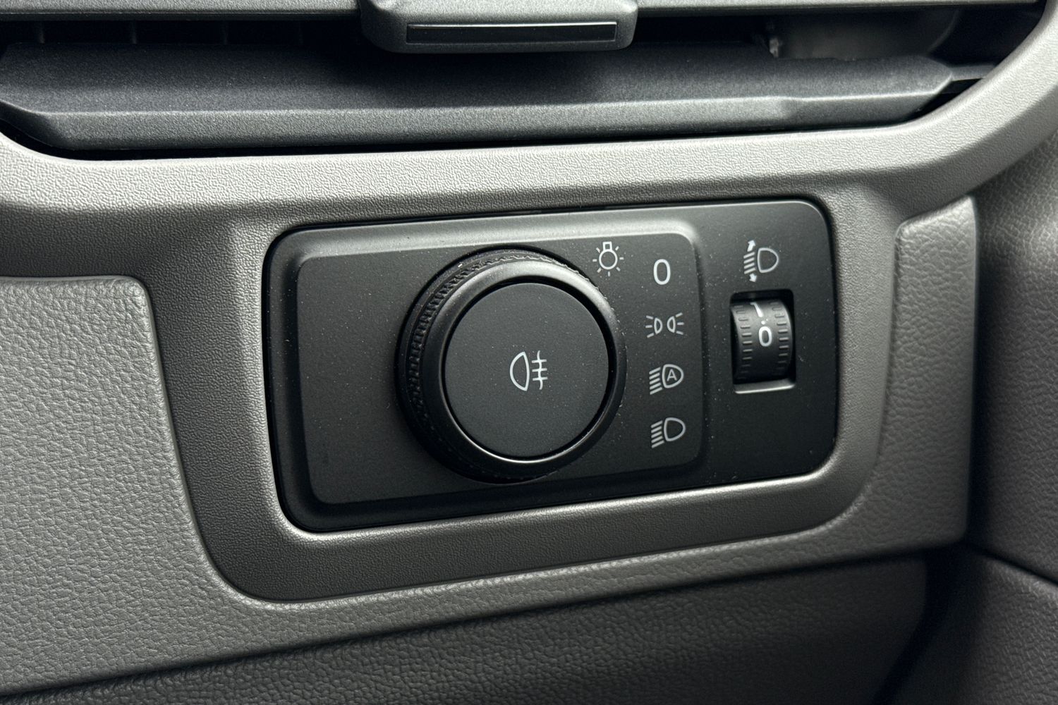 Used Volkswagen Transporter 2025 for sale - 77834902: Photo 32