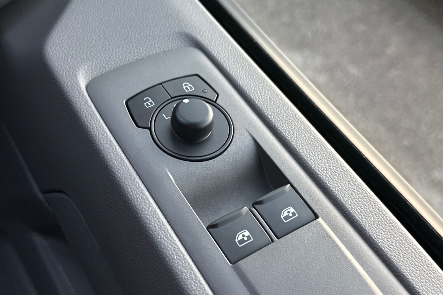 Used Volkswagen Transporter 2025 for sale - 76488303: Photo 41