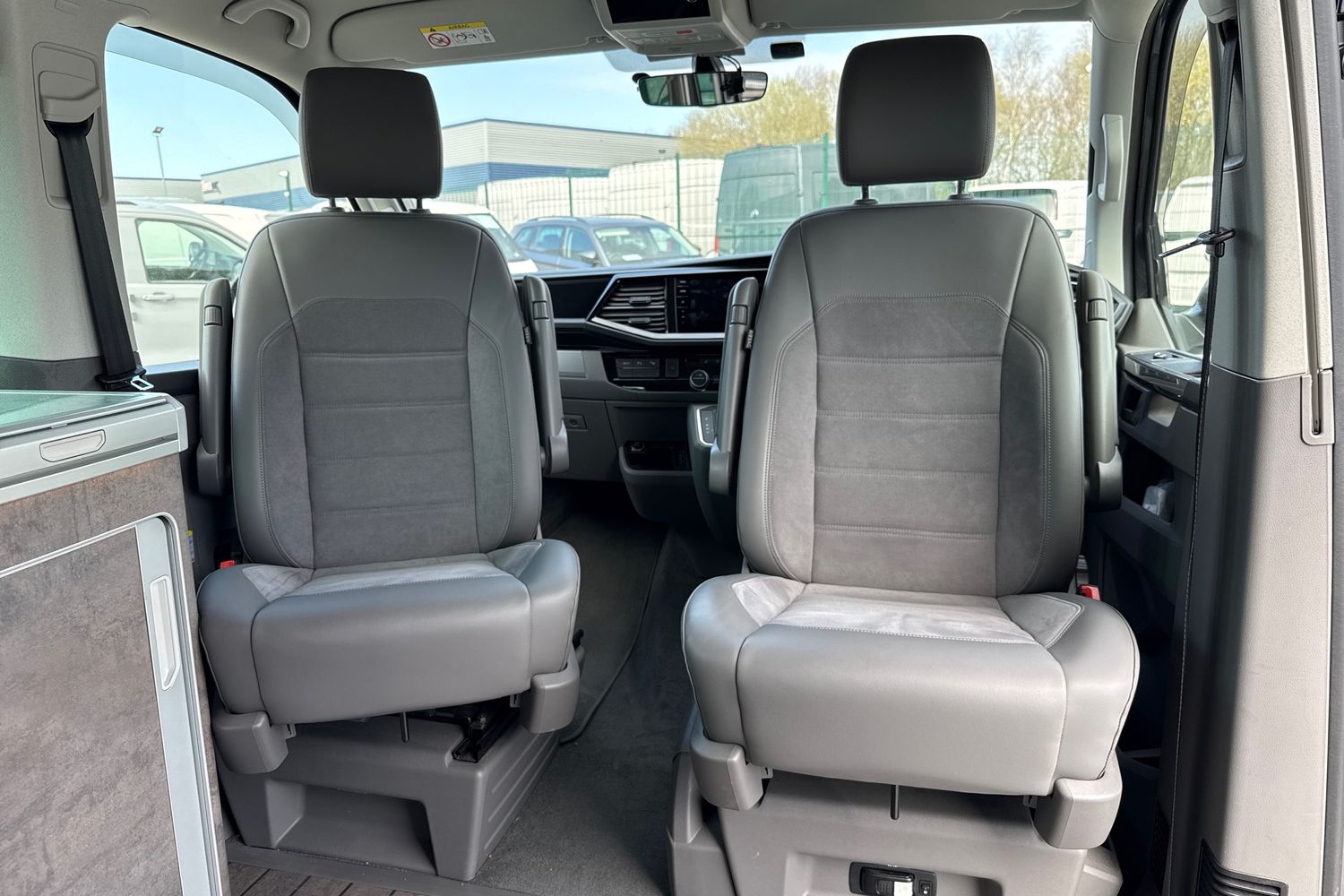 Used Volkswagen California 2022 for sale - 78168559: Photo 42