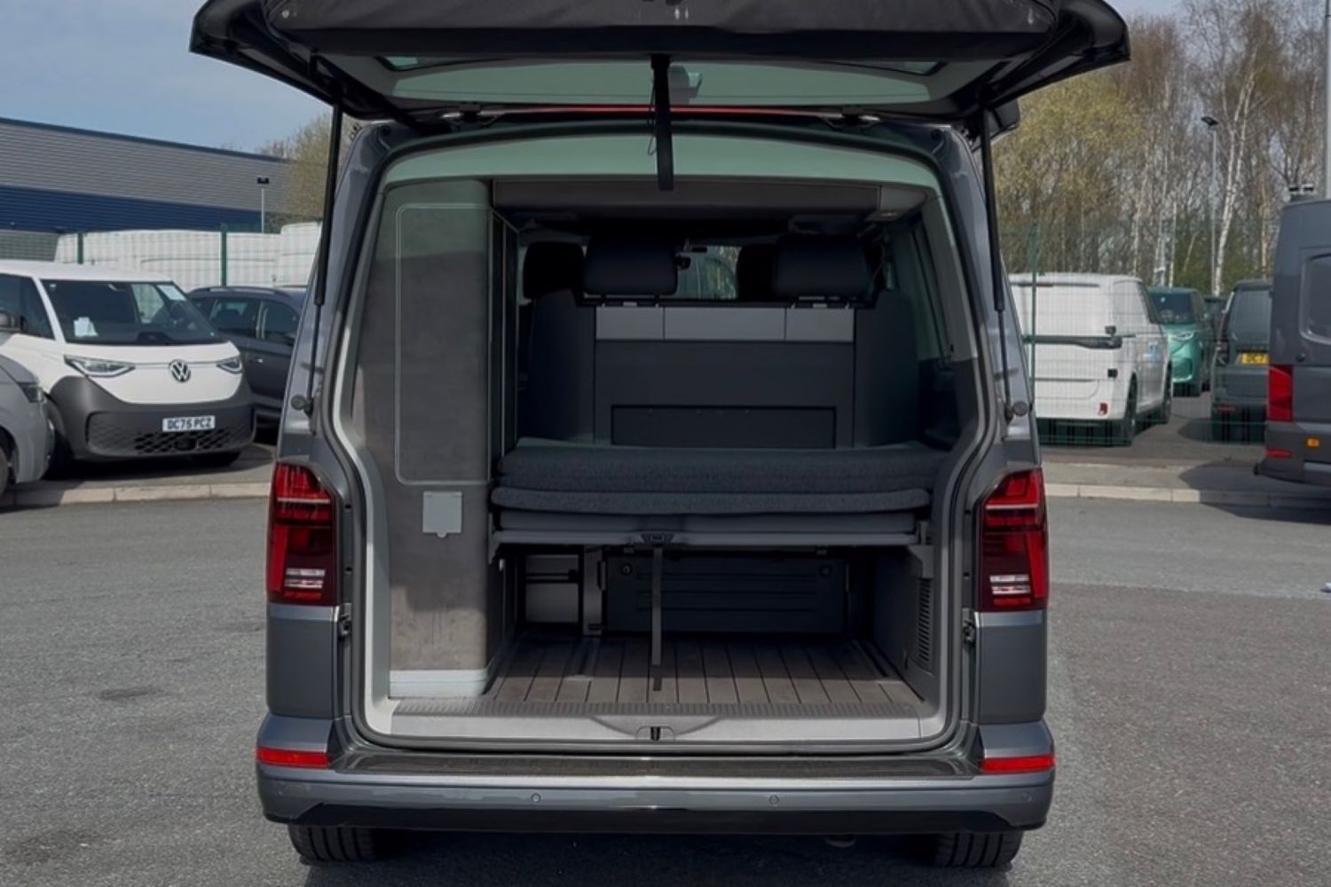 Used Volkswagen California 2022 for sale - 78168559: Photo 6