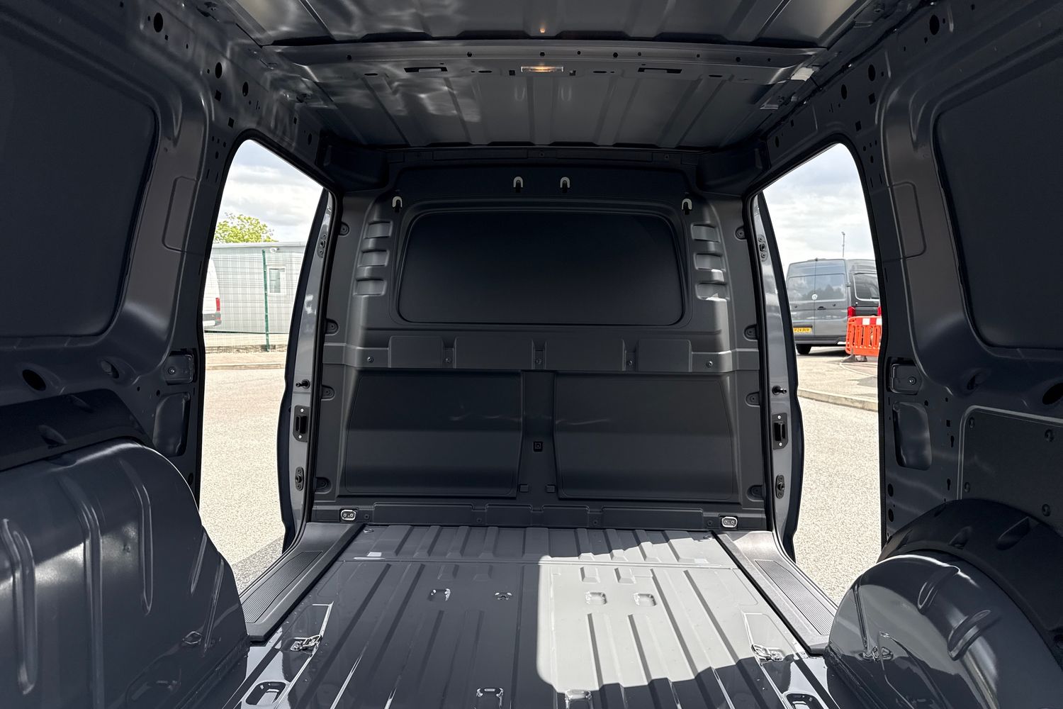 Used Volkswagen Caddy Maxi 2025 for sale - 77608275: Photo 52