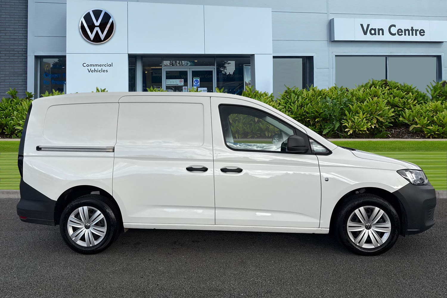 Used Volkswagen Caddy Maxi 2025 for sale - 76526959: Photo 3