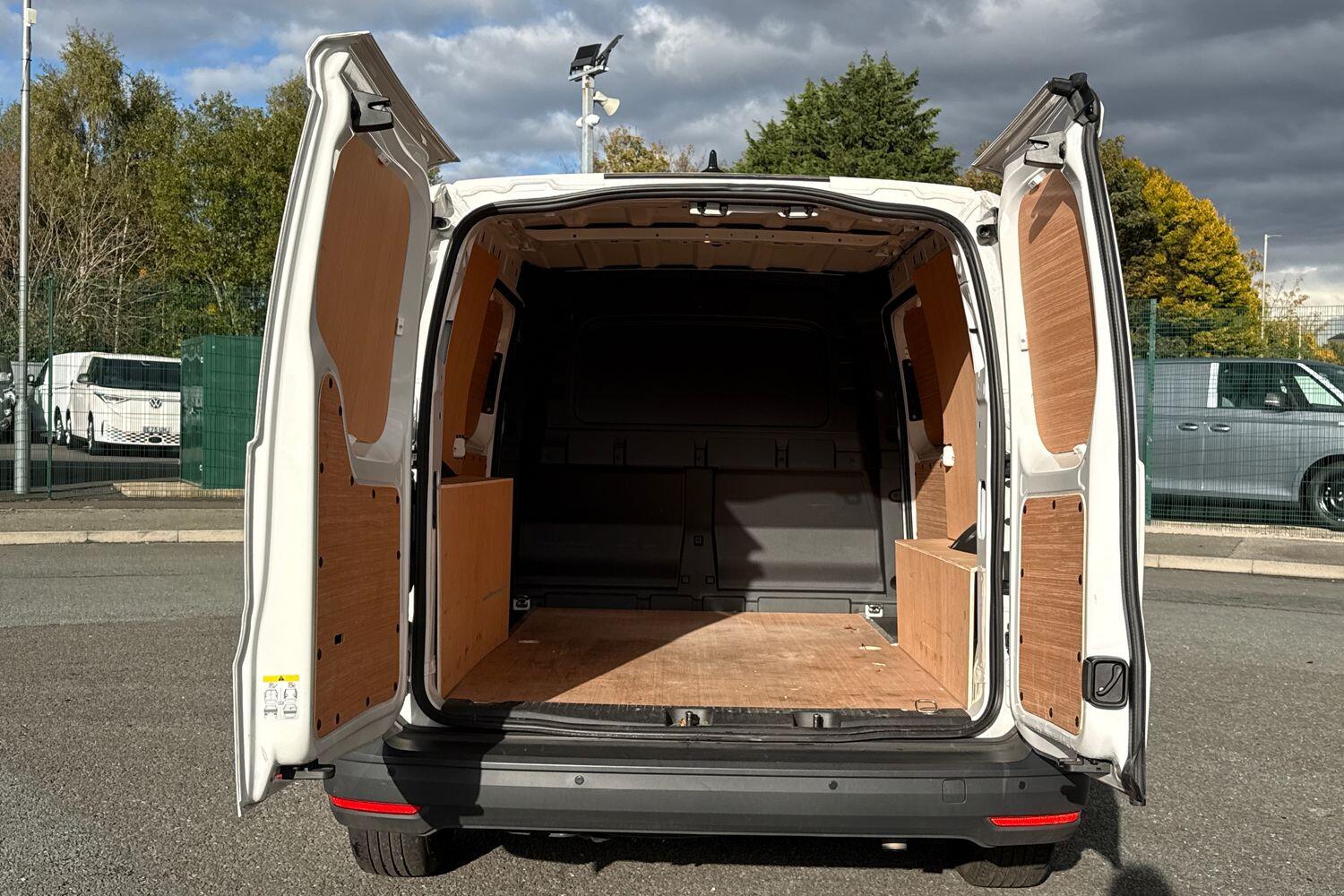 Used Volkswagen Caddy Maxi 2025 for sale - 76526959: Photo 9