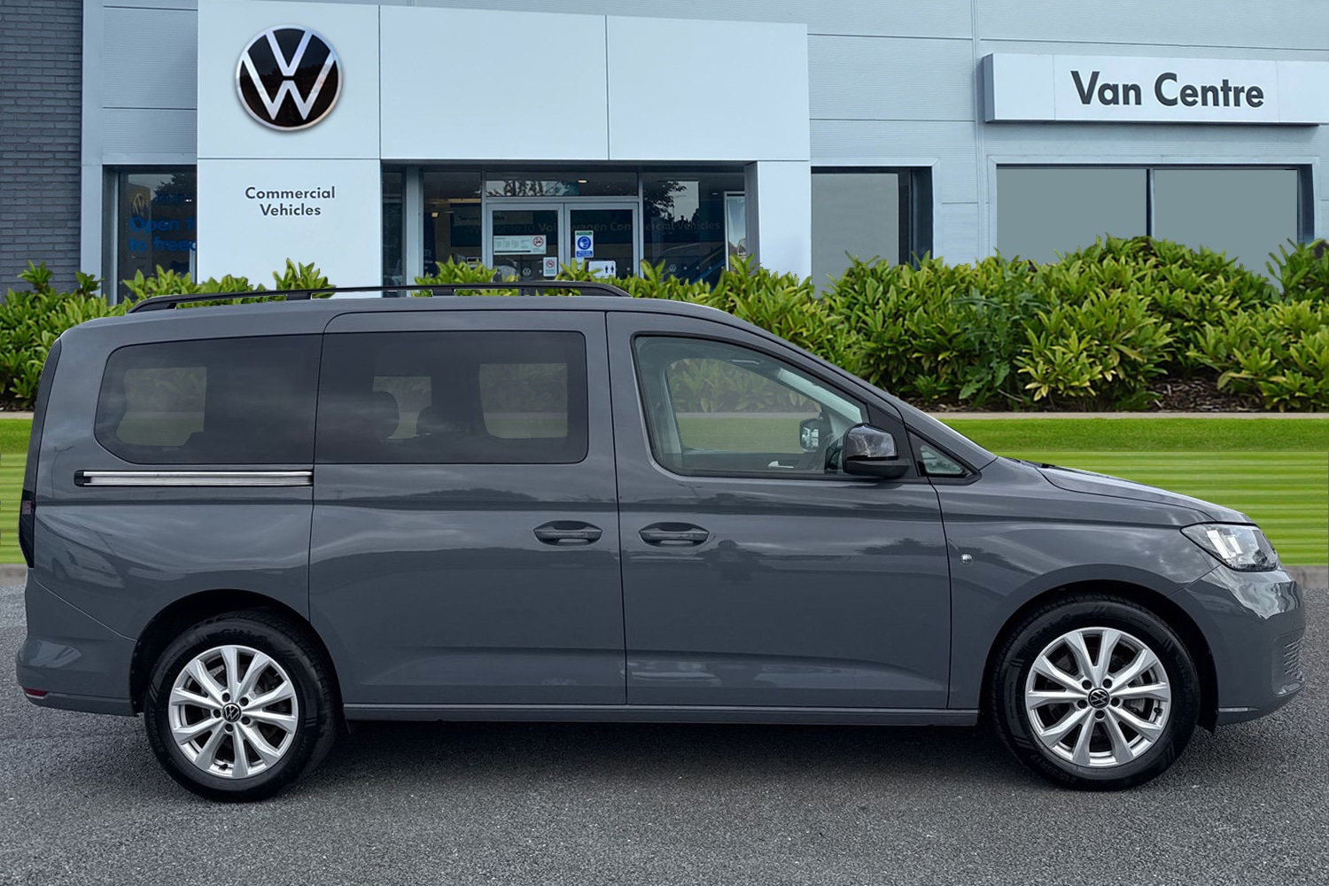 Used Volkswagen Caddy Maxi 2024 for sale - 76243742: Photo 3