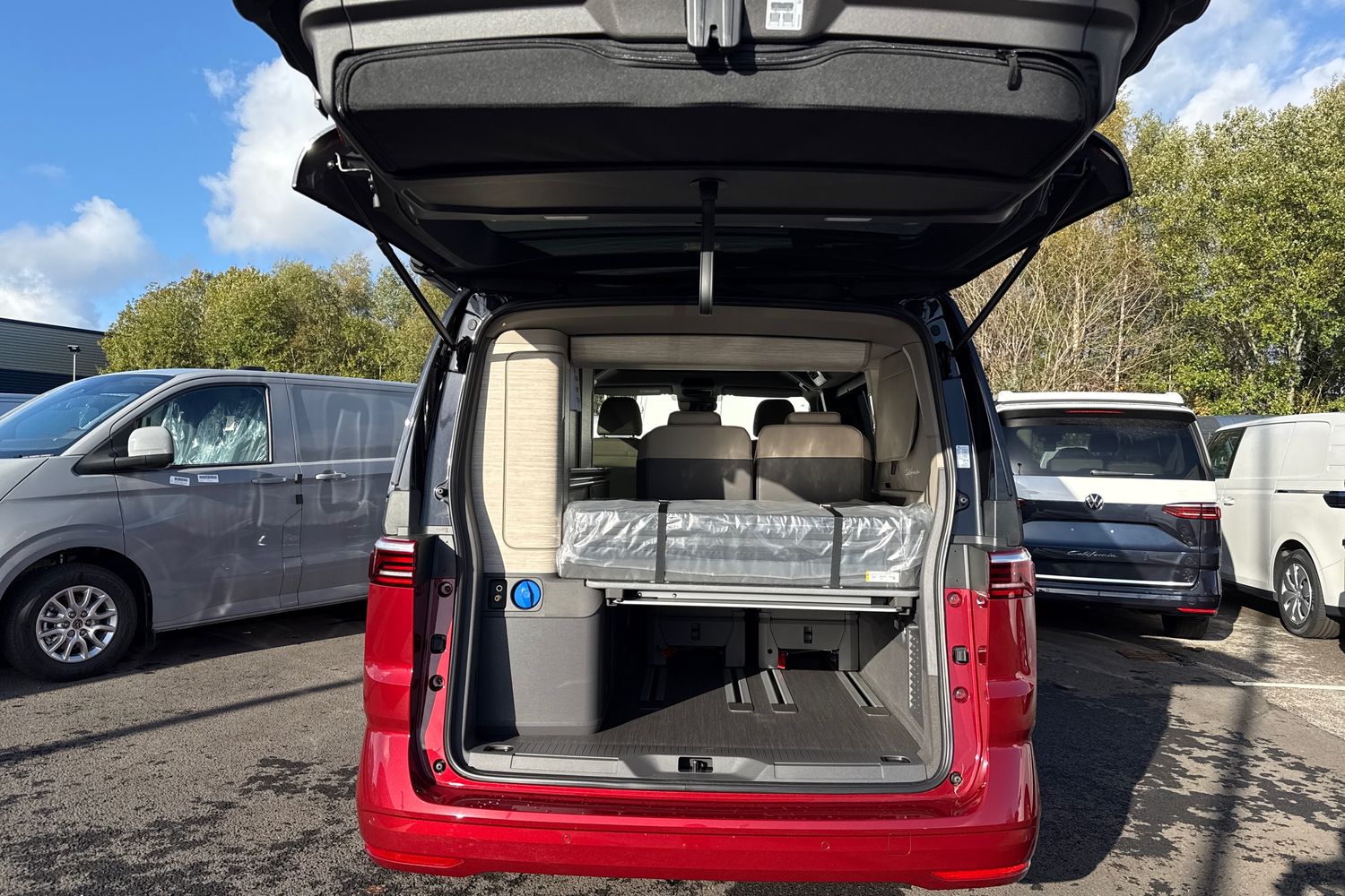 Used Volkswagen California 2025 for sale - 76961568: Photo 6