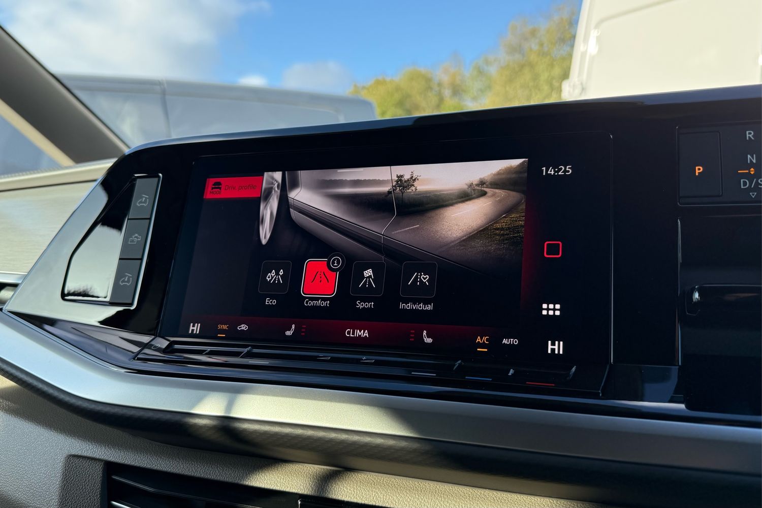 Used Volkswagen California 2025 for sale - 76961568: Photo 60