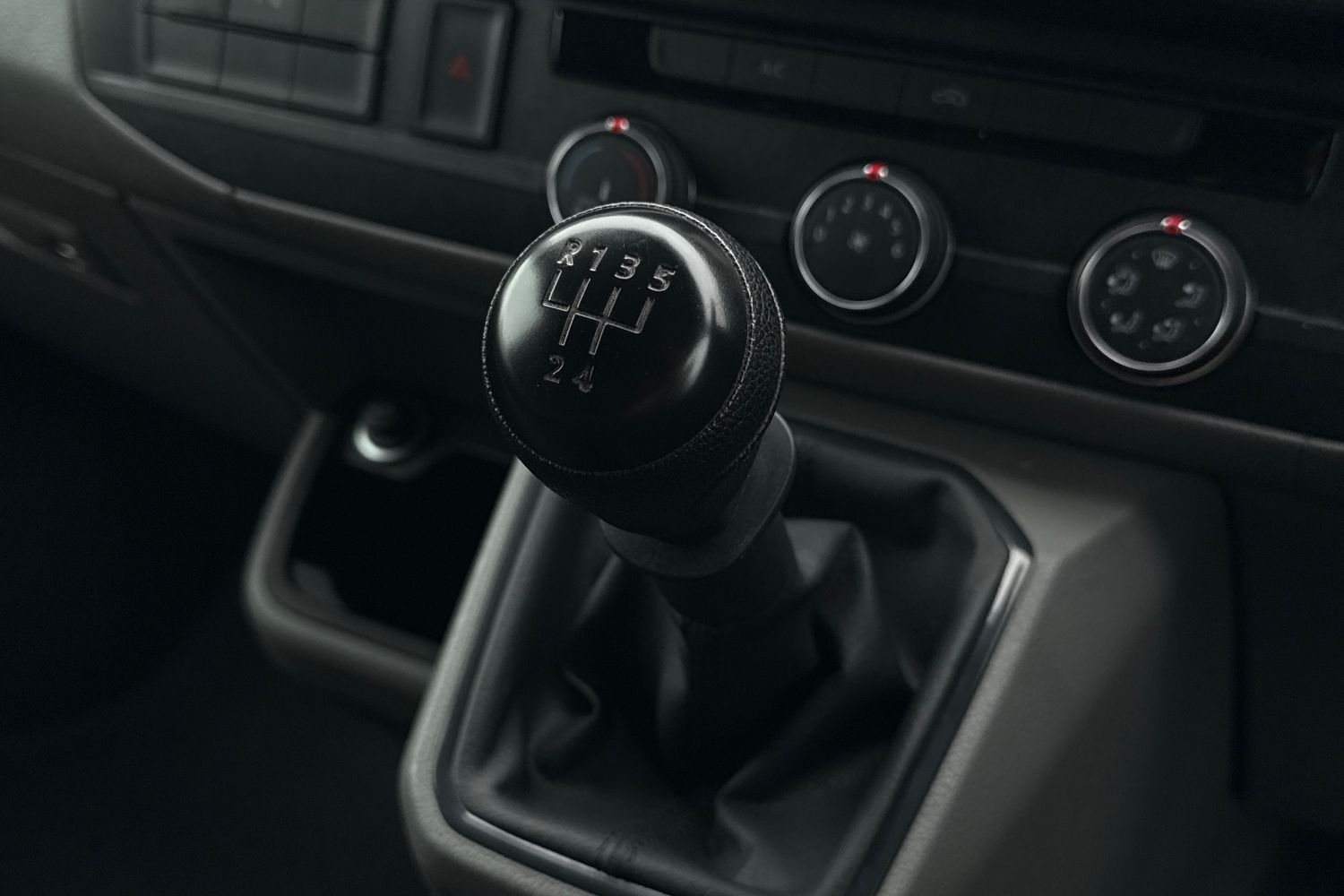 Used Volkswagen Transporter 2024 for sale - 76564715: Photo 19