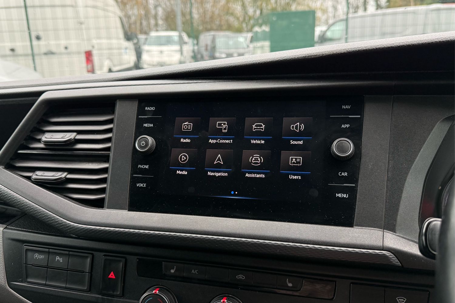 Used Volkswagen Transporter 2024 for sale - 76979194: Photo 16