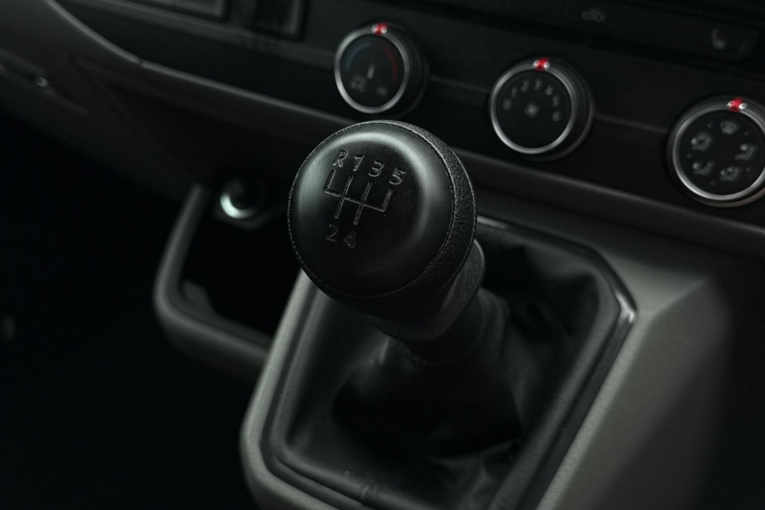 Used Volkswagen Transporter 2024 for sale - 76979194: Photo 22