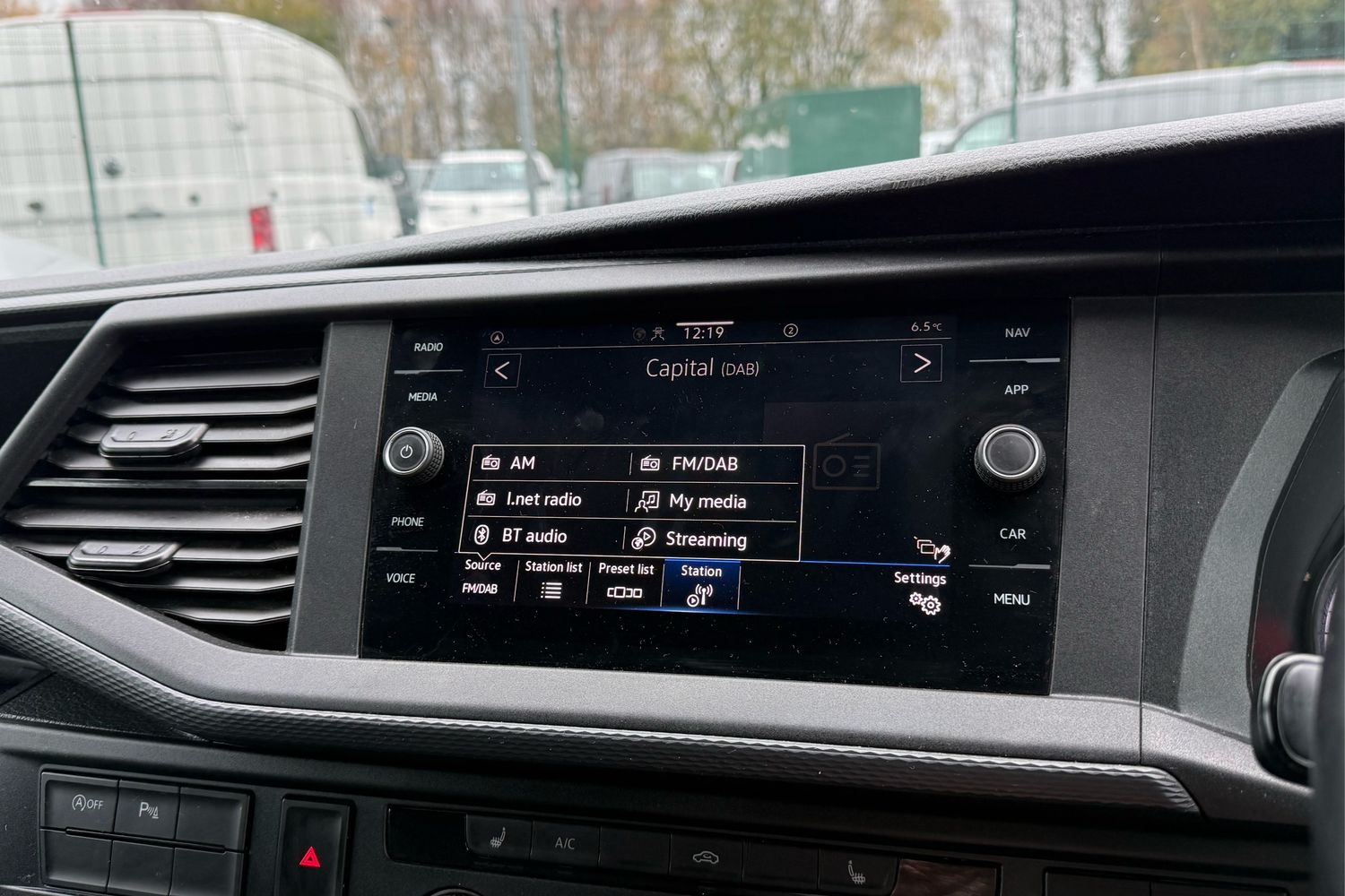 Used Volkswagen Transporter 2024 for sale - 76979194: Photo 44