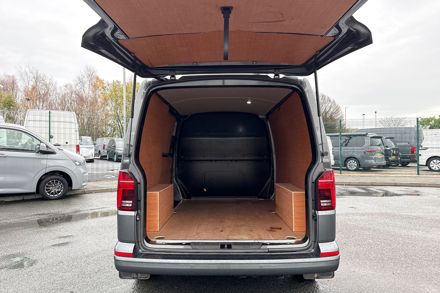 Used Volkswagen Transporter 2024 for sale - 76979194: Photo 6