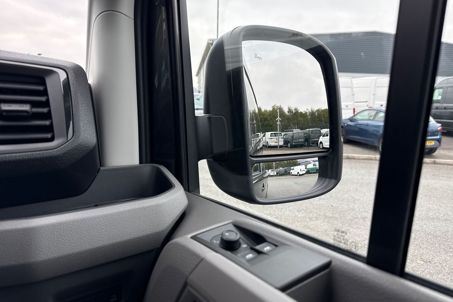 Used Volkswagen Crafter 2025 for sale - 76469327: Photo 20